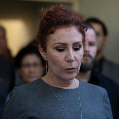 Justiça italiana recebe mais um pedido do extradição de Carla Zambelli, que está presa na Itália