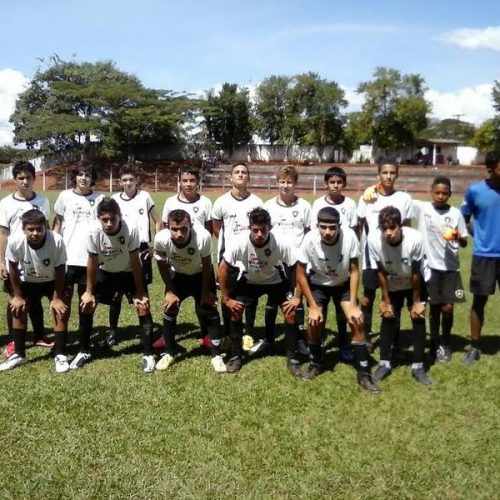 Equipes sub 16, sub 14 e sub 12 do Botafogo realizam jogos preparatórios para a Copa de Jaú