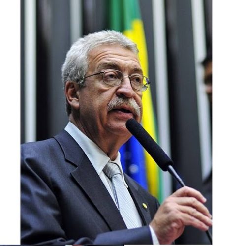 Deputado Newton Lima coordena debate sobre PNE em São Paulo
