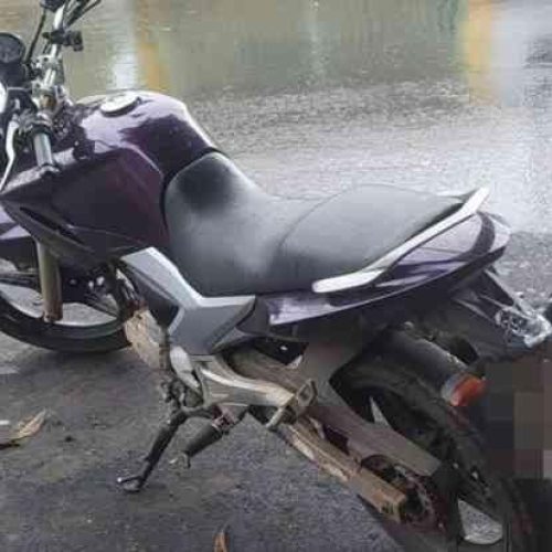 Policiais Militares de Porto Ferreira localizaram nessa quarta-feira uma moto produto de roubo