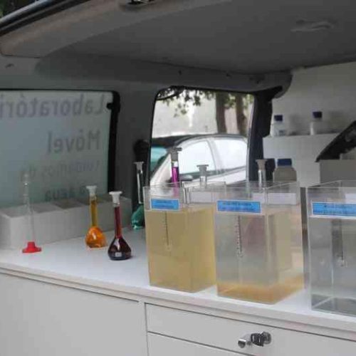 Laboratório Móvel da BRK faz análises gratuitas da qualidade da água em Porto Ferreira