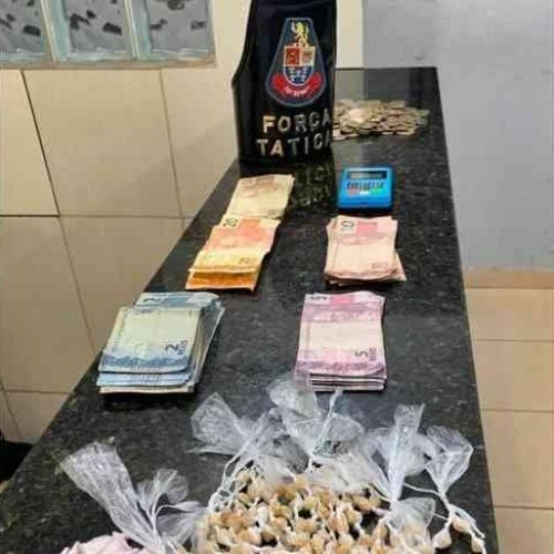 PM de São Carlos faz prisão em flagrante de um homem acusado do crime de tráfico de drogas