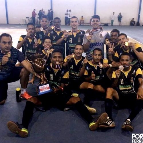 Equipe sub-19 de futsal de Porto Ferreira se consagra 3º lugar no Estado de São Paulo