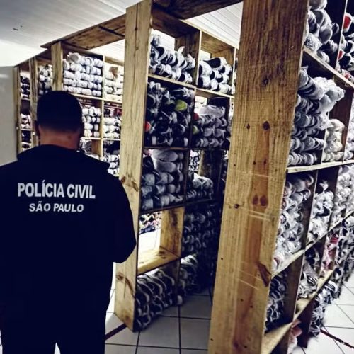 Polícia apreende mais de 400 produtos falsificados e prende comerciantes em Jundiaí