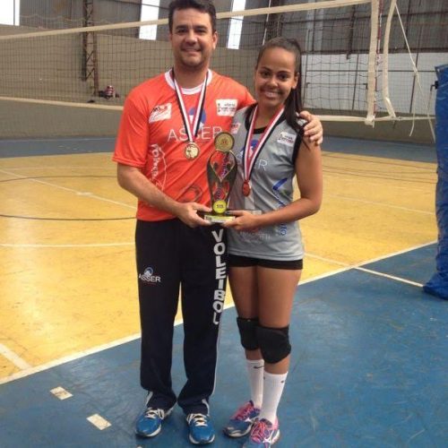 Voleibol feminino de Porto Ferreira conquista o 1º lugar nos Jogos Regionais 2014, em Lins