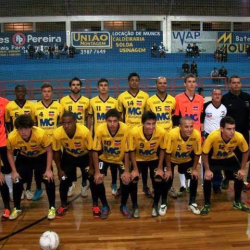 Jovem equipe ferreirense desbanca outro favorito na Copa Record de Futsal