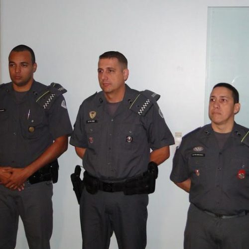 Policiais militares de Porto Ferreira recebem homenagem na cidade de Ribeirão Preto