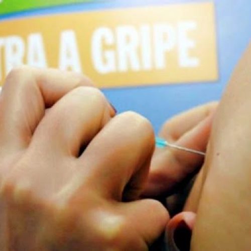 Porto Ferreira vacinou contra a gripe 72,5% das pessoas do Grupo de Risco