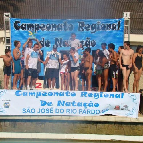 Natação do P.F.F.C. é tricampeã da Liga Regional Troféu Amigos da Natação