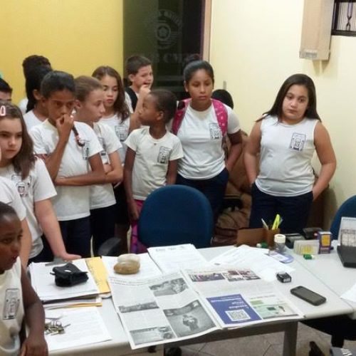 Alunos do Proerd visitam Quartel da Polícia Militar em Porto Ferreira