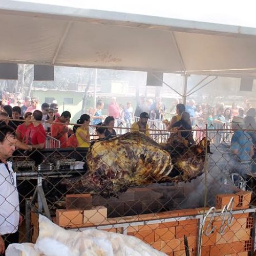 Cerca de duas mil pessoas participam de megaevento no Clube de Campo das Figueiras