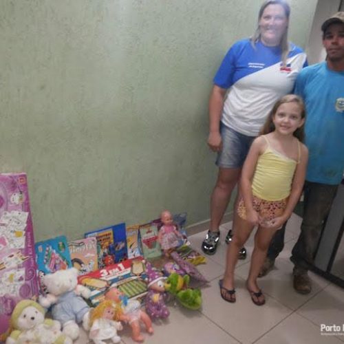 Esporte e solidariedade: alunos das categorias de base arrecadam brinquedos