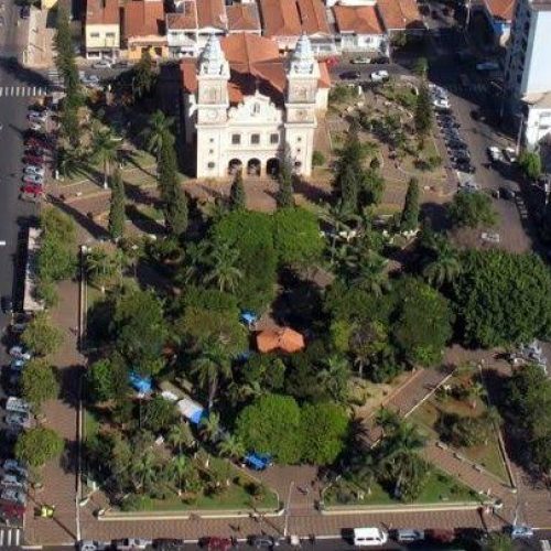 Deputado apresentará emenda de R$ 300 mil para revitalização da praça da Matriz