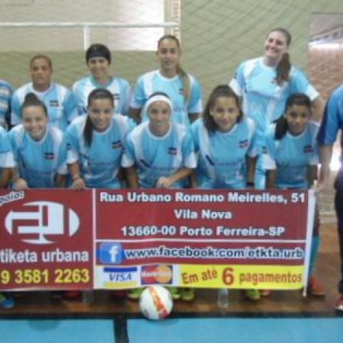 Projeto garota nota 10 e Clube Atlético Ferreirense: futsal feminino joga nesta terça, 25.