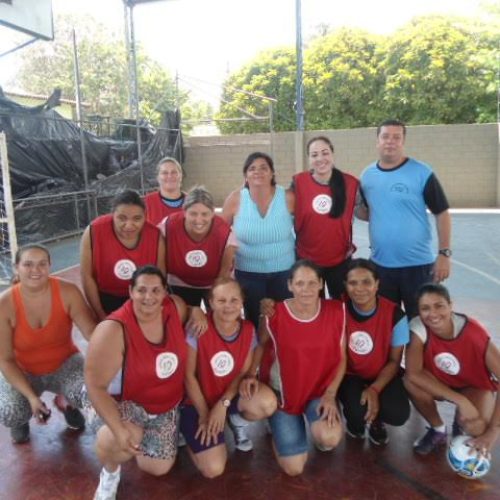 Projeto Garota e Garota Nota 10 encerra o ano com entrega de medalhas, jogo e festa
