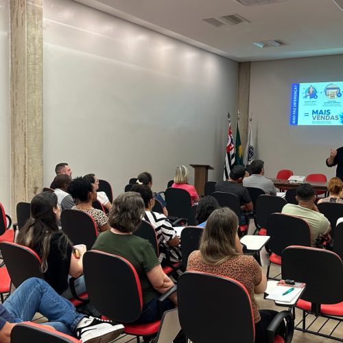 Sebrae-SP leva palestra sobre inteligência artificial e atendimento gratuito a Pirassununga