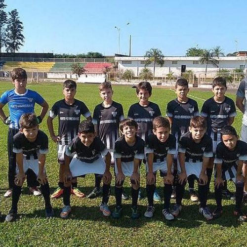 Categorias Sub 10 e Sub 12 do Porto Ferreira F.C. vencem pela Taça Gatto Sports de Futebol