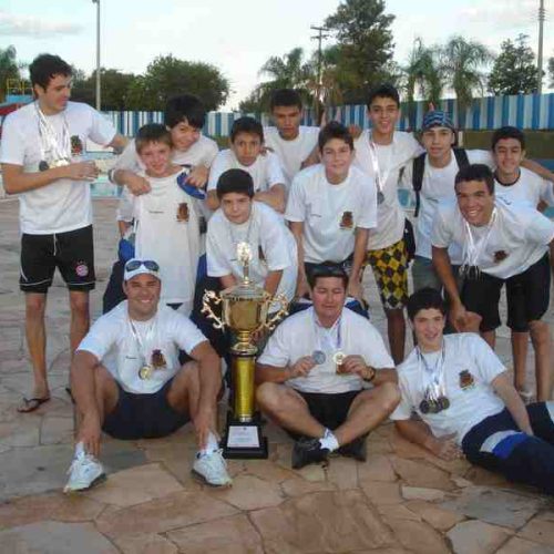Atletas da natação do Clube de Campo se destacam nos Jogos Regionais