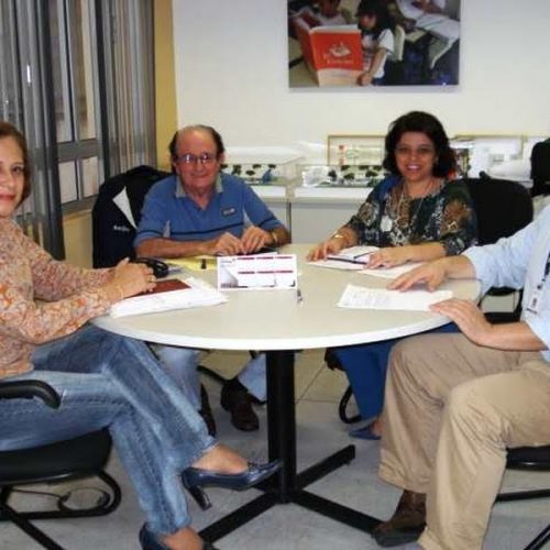 Diretora de Educação tem reunião sobre escola do Porto Bello e creches em SP