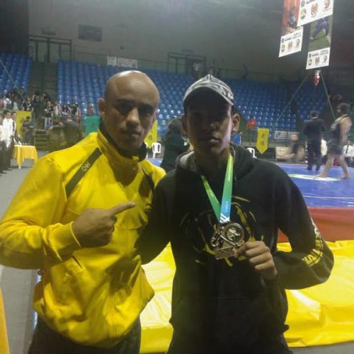 Atleta de 16 anos da Fábrica de Luta é campeão brasileiro de Sanda (Boxe Chinês)