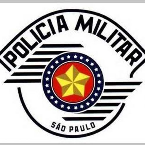 Jovens fogem de abordagem policial transitando pela contra mão de direção