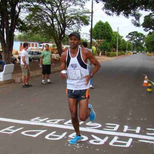 Equipe de atletismo do PFFC participou da II Corrida de Todos os Santos