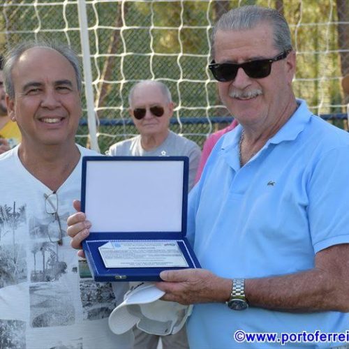 Clube de Campo entrega campo de futebol society revitalizado e homenageia ex-presidente