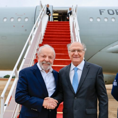 Atual vice-presidente Geraldo Alckmin deve repetir parceria com Lula em 2026