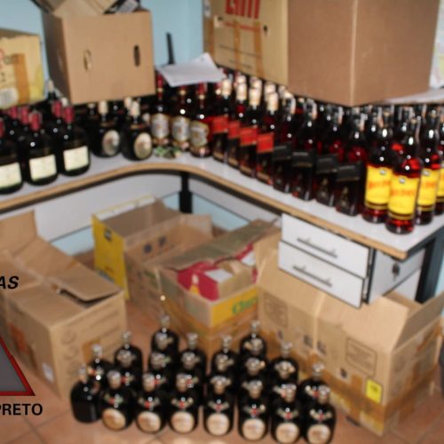 Polícia apreende 162 garrafas de whisky falsificado na região de Matão