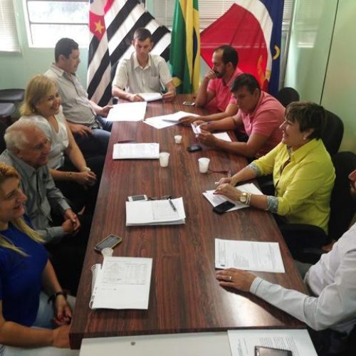 Desfile de carnaval será na avenida Engenheiro Nicolau de Vergueiro Forjaz