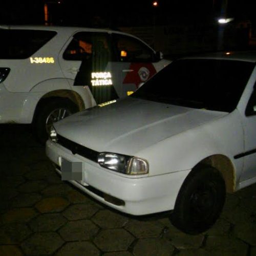 Carro furtado em Descalvado é localizado no mesmo dia em Porto Ferreira; dois homens foram presos