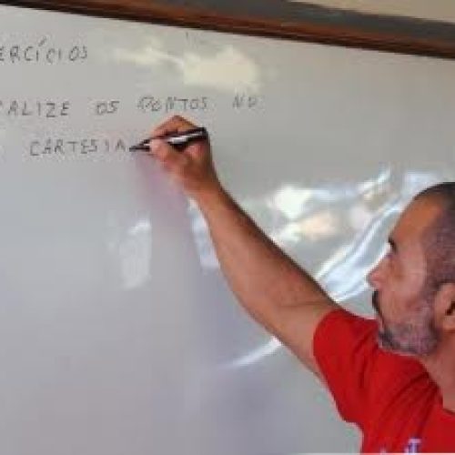 Apesar de avanços na educação, Brasil ocupa baixa posição no Pisa