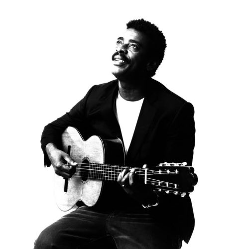 Seu Jorge apresenta sua nova turnê em Ribeirão Preto