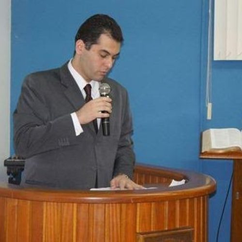 Câmara questiona R$ 74 mil gastos com manutenção de gramados nos campos do Salgueiro e do Cruzeiro