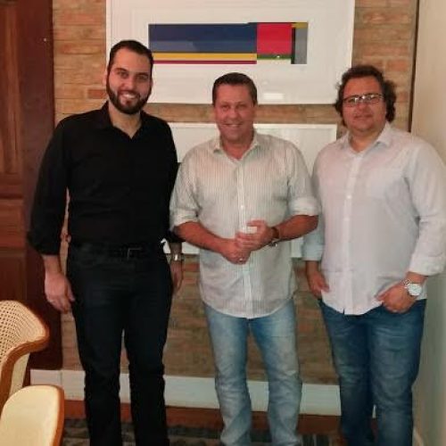 Vereador Marcelo Ozelin e prefeito Rômulo Rippa visitaram o deputado federal Carlos Sampaio