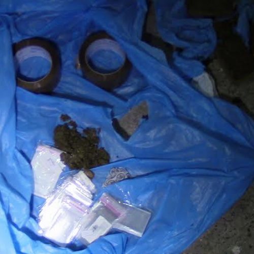 PM de Porto Ferreira localiza 21 kg de maconha e fertilizantes em rancho às margens da SP-330