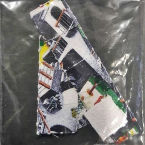PM localiza 10 pontos de LSD após retirar capa de celular encontrado com homem de 20 anos
