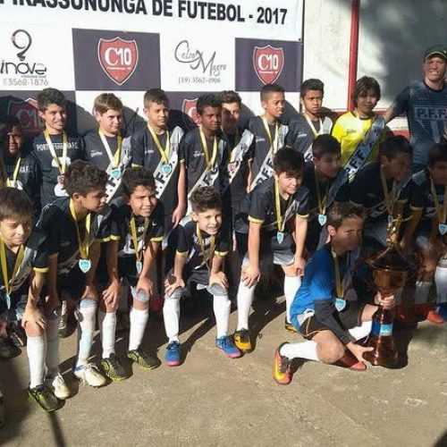 Equipes Sub-11 e Sub-13 do P.F.F.C. são campeãs da Série Prata da 2ª Copa Pirassununga de Futebol