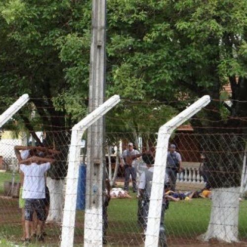 Polícia liberta reféns em casa de recuperação de dependentes químicos de São Carlos