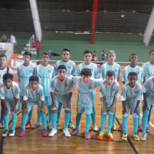 Sub 13 da Escolinha de Futsal Garoto(a) Nota 10 vence pelo Campeonato da Liga Ferreirense