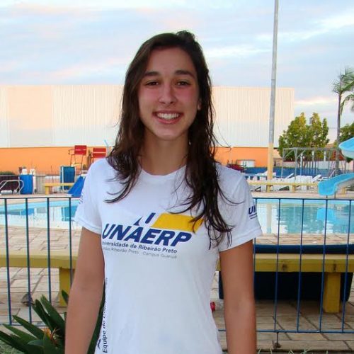 Atleta de natação formada pelo P.F.F.C. é destaque em Franca representando a UNAERP