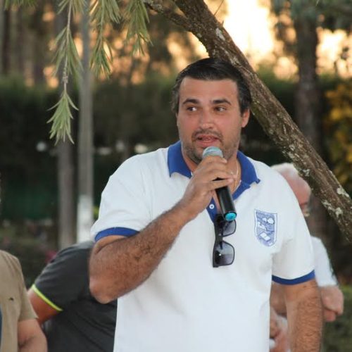 Nova quadra poliesportiva do Clube de Campo das Figueiras é entregue aos associados com jogo festivo