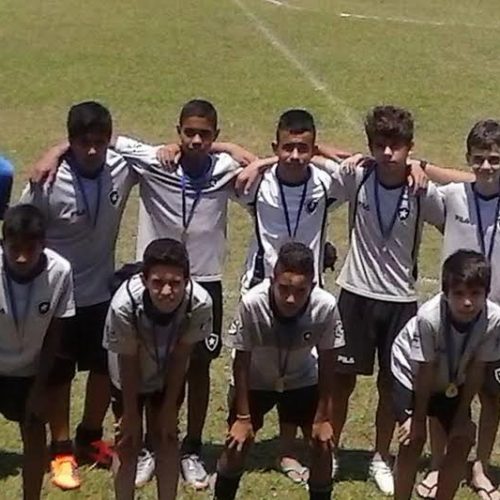 Estrelas do Futuro: Botafogo participou com quatro categorias do Festival da Criança, em Analândia