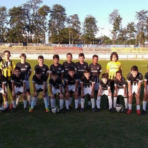 Sub 13 do Porto Ferreira F.C. vence pela Copa Paulista de Futebol