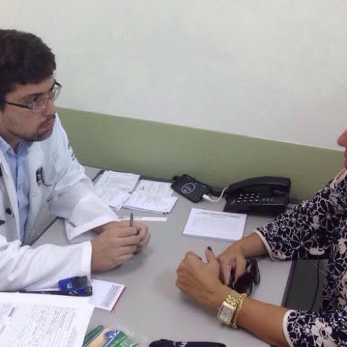 Pacote antidengue: Prefeitura amplia número de médicos e contrata empresa para combater o mosquito