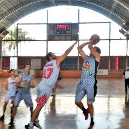Campeonato Municipal de Basquete tem rodada decisiva para apontar os finalistas da competição