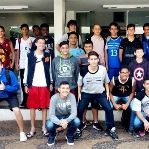 Equipes de base de basquete fizeram quatro jogos pela Copa Difusão contra Rio Pardo