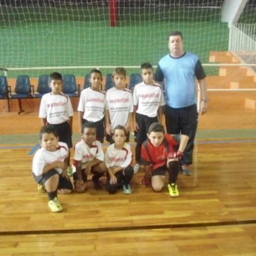 Três categorias do futsal do Projeto Garoto(a) Nota 10 jogaram no último final de semana