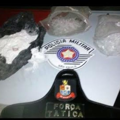 PM localiza e apreende entorpecente na estrada da fazendinha no Jardim Anésia 2