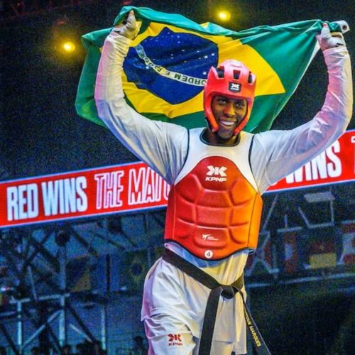 Henrique marques é Campeão Mundial de Taekwondo até 80kg